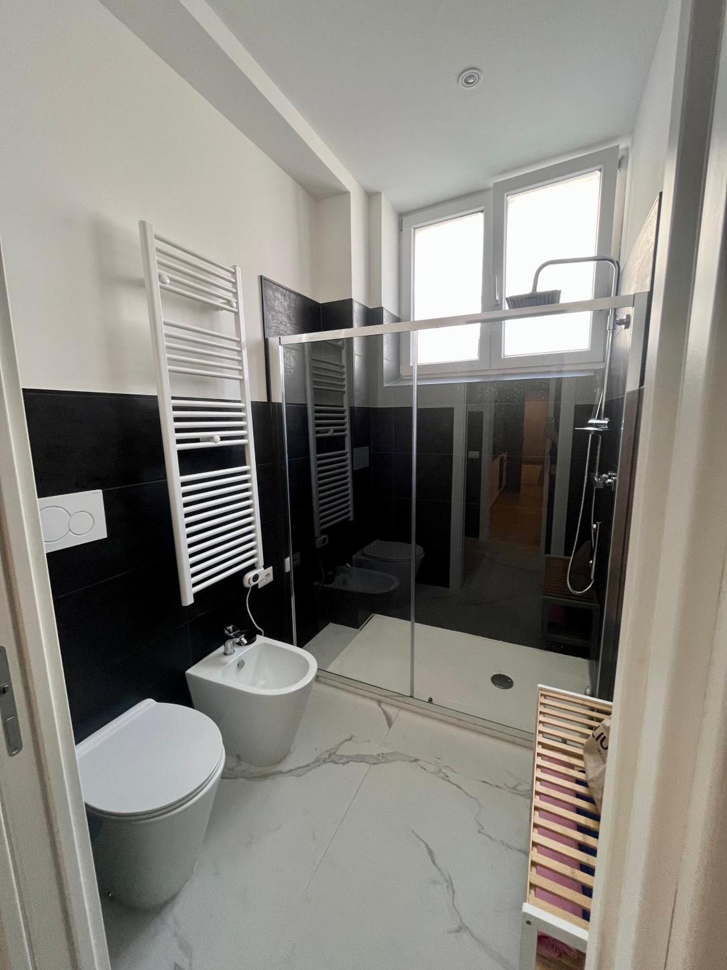 Villa Dimora Chic - A 5 Fermate Dal Duomo Milán Exterior foto